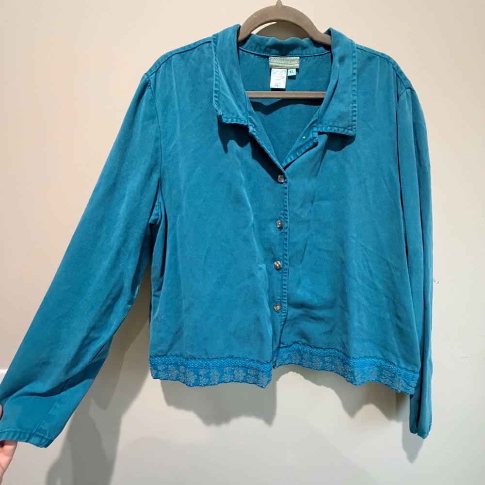 VTG Coldwater Creek Button Down Shirt Women XL Blue Embroidered Hem Tencel Boho